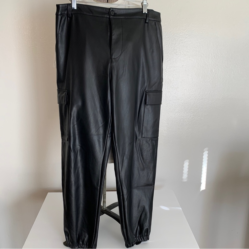 Wednesday’s Girl Polyurethane Black Pants Size Medium Preowned